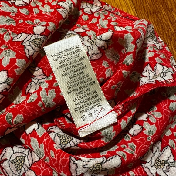 Max Studio floral flutter sleeve top - Picture 5 of 5